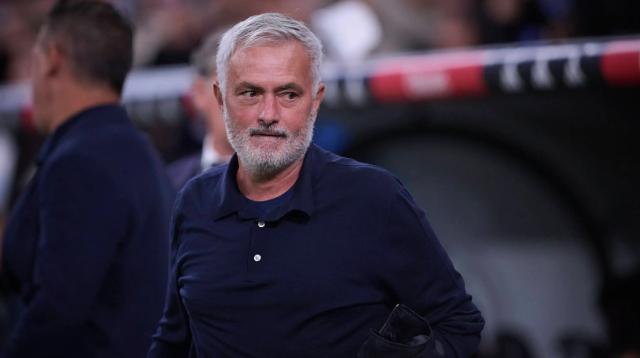 1792378223385085248.png mourinho.png